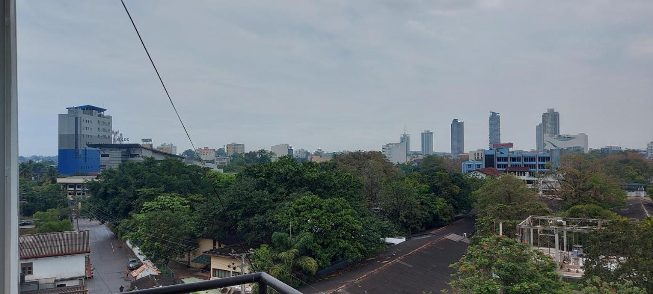 Jays Guest - Rajagiriya Colombo Hotel Exterior photo