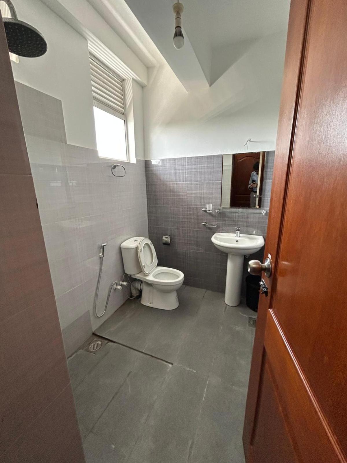 Jays Guest - Rajagiriya Colombo Hotel Room photo